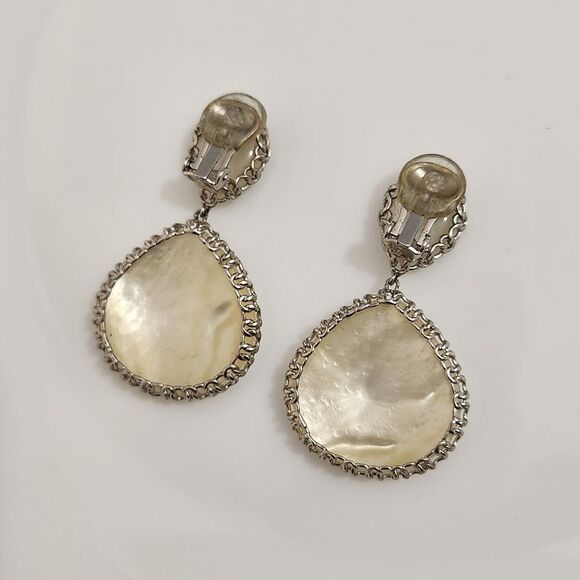 Kendra Scott Earrings - Picture 6 of 8